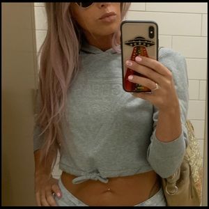 GUESS Cropped Hoodie